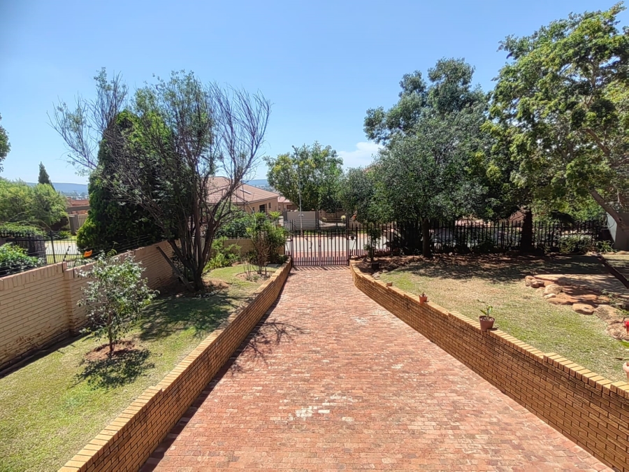 4 Bedroom Property for Sale in Parys Free State